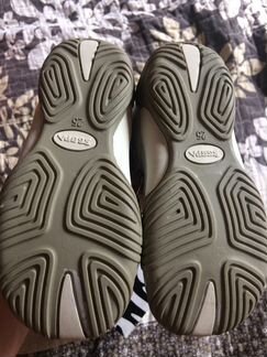 Новые кожаные туфли