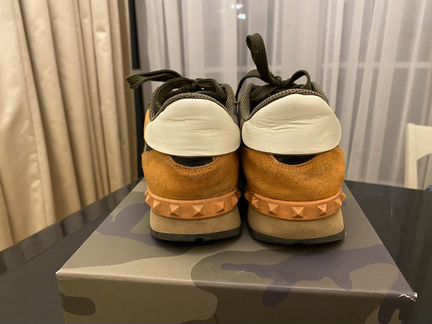 Кроссовки Valentino