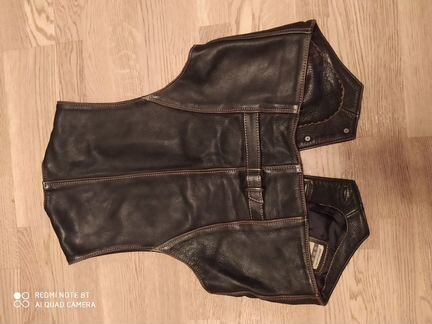 Жилетка мужская кожаная