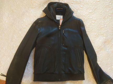 Кожаная куртка Trussardi