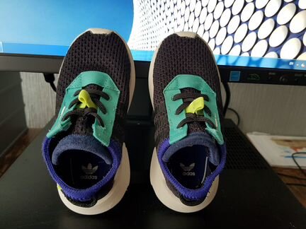 Детские кроссовки Adidas