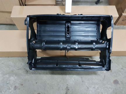 Воздуховод BMW F10 Передняя панель Телевизор