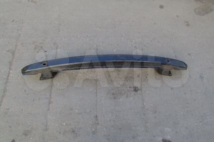 Усилитель заднего бампера Фольксваген Гольф 4