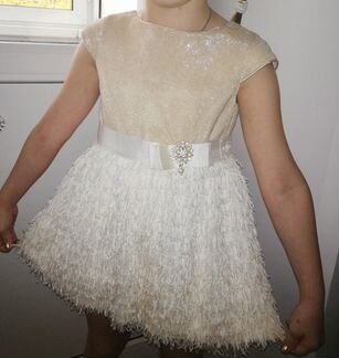 Праздничное новое платье 110 см