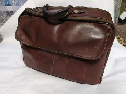 Портфель кожанный б/у