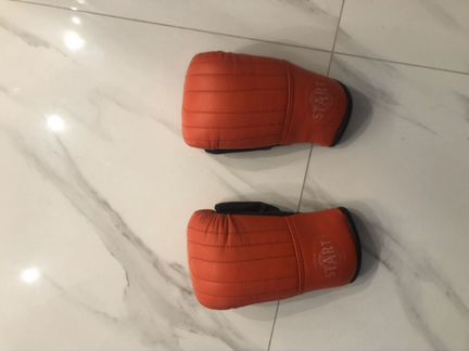 Боксерские перчатки