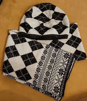 Комплект шапка берет+шарф