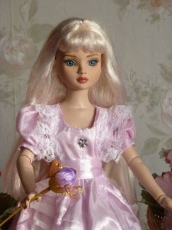 Кукла Элловайн Уайлд