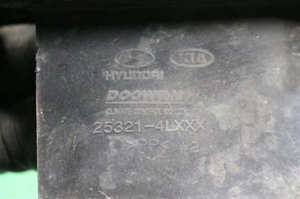 Дефлектор радиатора левый Kia Rio 3 2011 - 2017