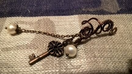 Кафф из медной проволоки с подвесками, hand-made