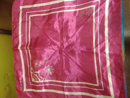 Платок Avon маленький