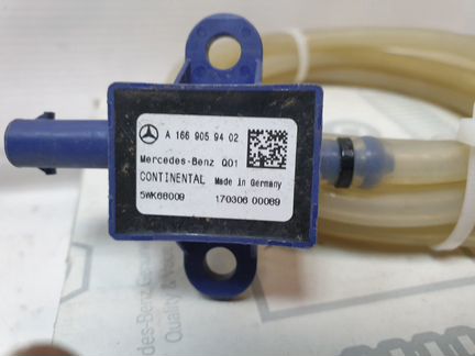Датчик давления Mercedes Benz A1669059402