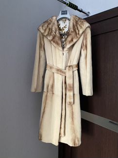 Шуба норковая, светлая, длинная
