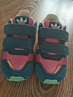 Кроссовки adidas