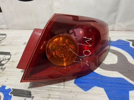 Фонарь задний правый Mazda 3 BK Z601 2004