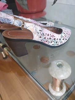 Босоножки женские 38 размер