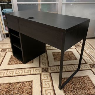 Письменный стол IKEA Микке (новый)