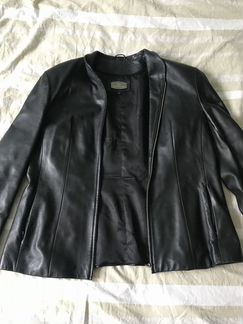 Кожаная женская куртка