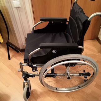 Коляска инвалидная