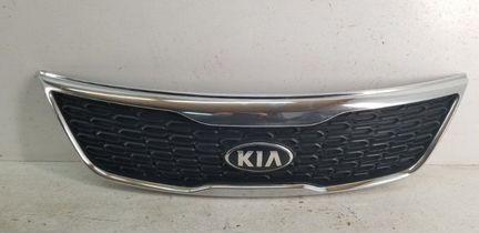 Решетка радиатора передняя Kia Rio 2 2009