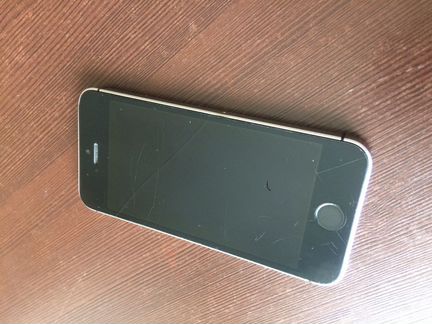 iPhone SE 128gb space gray