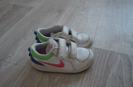 Кроссовки Nike