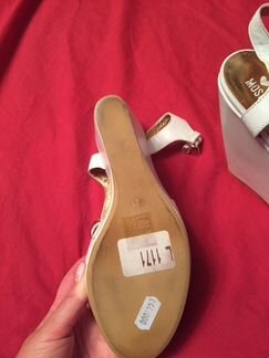 Босоножки Moschino оригинал новые 39-40