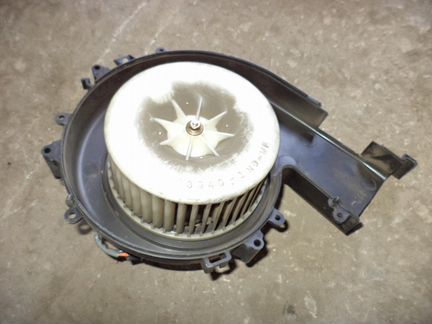 Моторчик печки отопителя мотор печка Jaguar XJR XJ