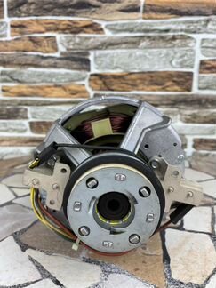 Двигатель стиральной машины Bosch Siemens U2. 40