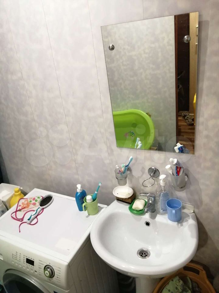 2-к квартира, 68 м², 2/2 эт.