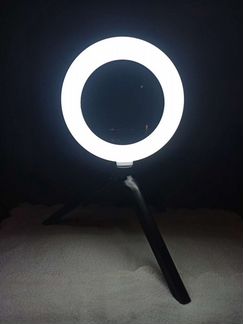 Свет для съёмки или мейкапа