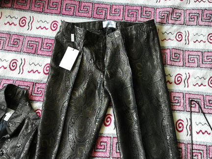 Костюм жилет и брюки р.46