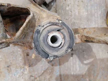 Задний подрамник bmw e36