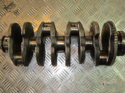 Коленвал 038105021C для Фольксваген Пассат 1.9 ATJ