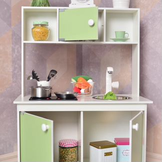 Детская кухня с плитой и водой