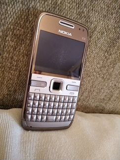 Телефон Nokia E 72