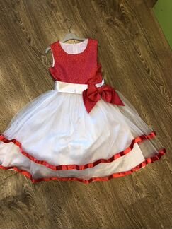 Платье для девочки праздничное