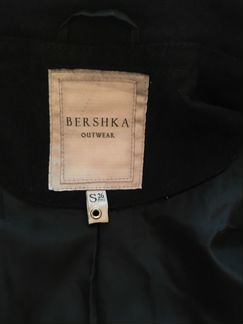 Пальто Bershka