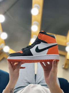 Кроссовки Nike Air Jordan 1 Retro