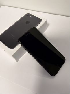 Телефон iPhone