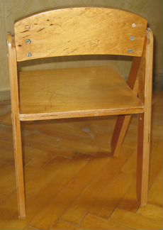 Детский стул