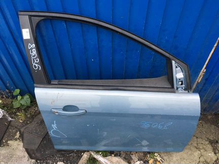 Дверь передняя правая Ford Focus CA5 shda