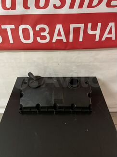 Volkswagen Caddy, Touran 1.9 клапанная крышка