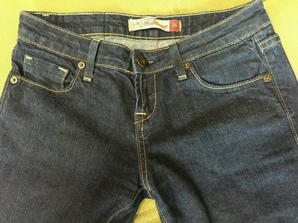 Джинсы женские