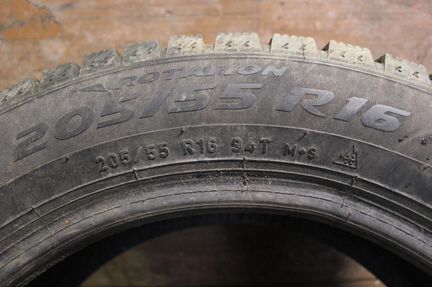 Шины бу 205-55-16 Pirelli Ice Zero