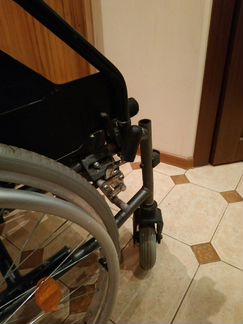 Коляска инвалидная