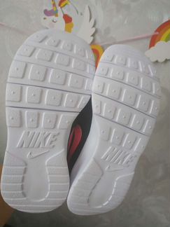 Кроссовки новые оригинал Nike