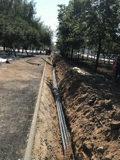 Копка траншеи в ручную