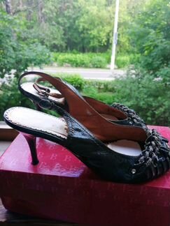 Босоножки туфли лаковые. Натуральная кожа. 39