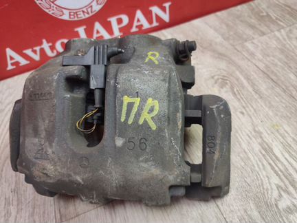 Суппорт передний правый Mercedes W251 R251
